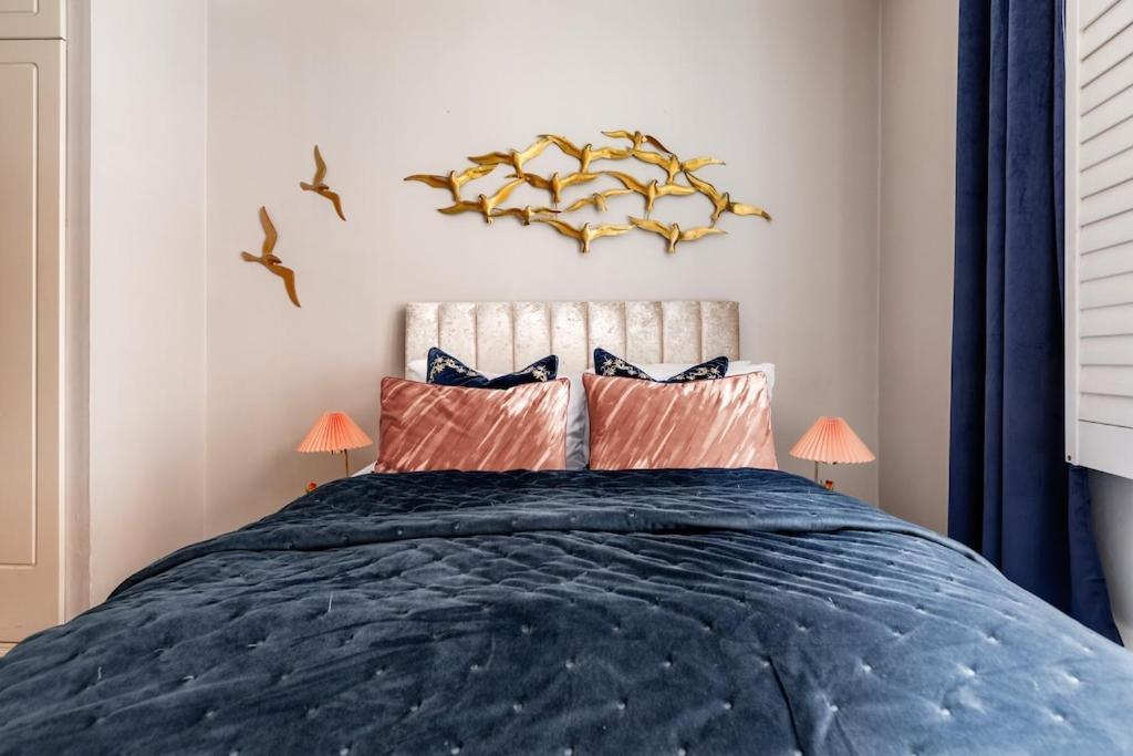 Revamped & Luxxe For Covent Garden Lovers! Adorable City Home For Families & Friends London Exteriör bild