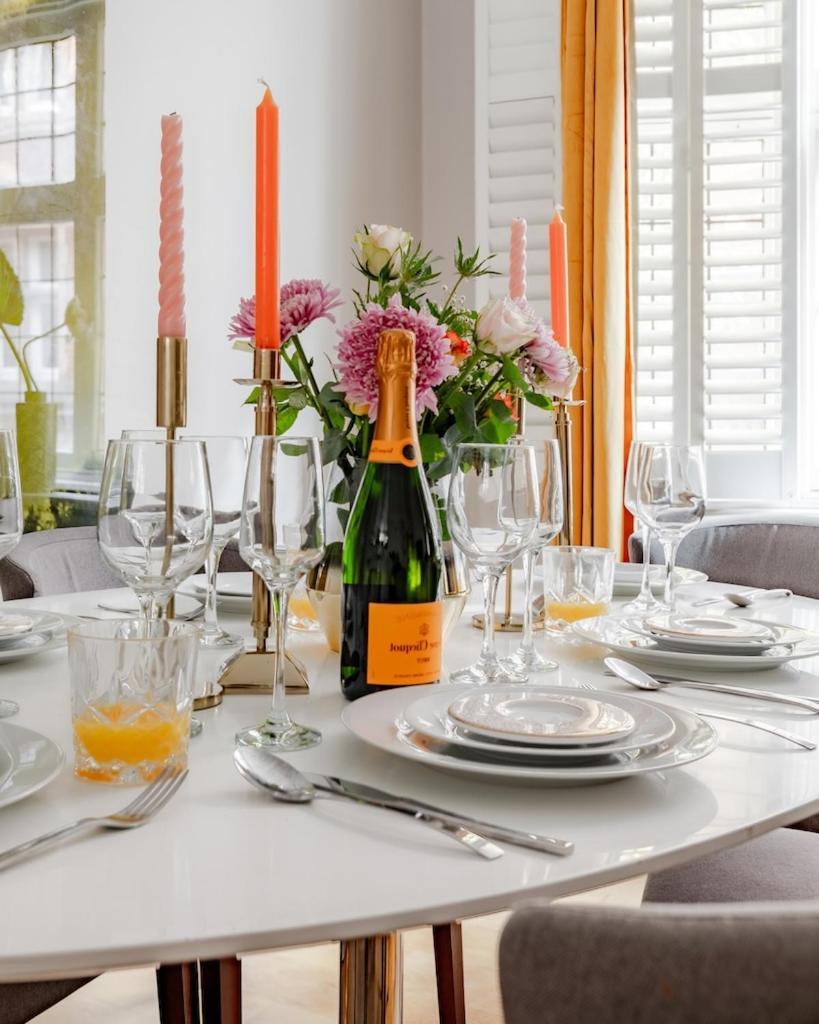 Revamped & Luxxe For Covent Garden Lovers! Adorable City Home For Families & Friends London Exteriör bild